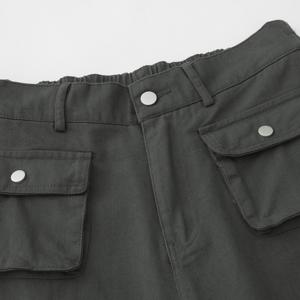 Straight-Leg Multi-Pocket Denim Shorts