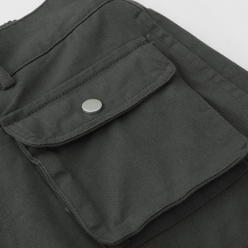 Straight-Leg Multi-Pocket Denim Shorts