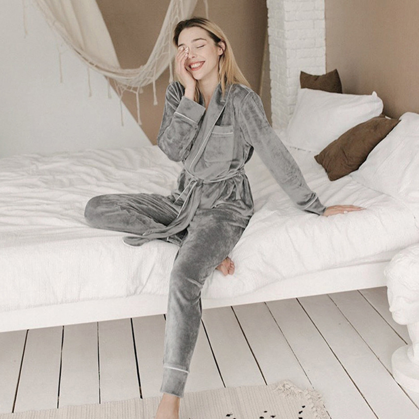 Cardigan Feather Satin Nightgown Loose
