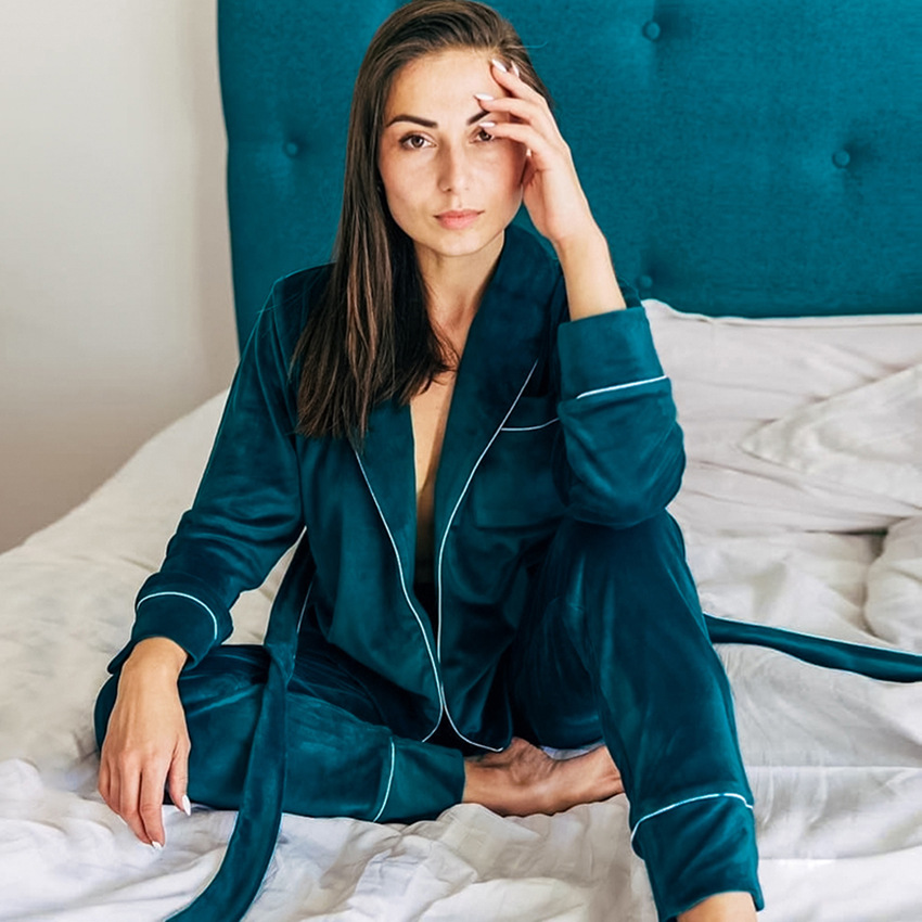 Cardigan Feather Satin Nightgown Loose