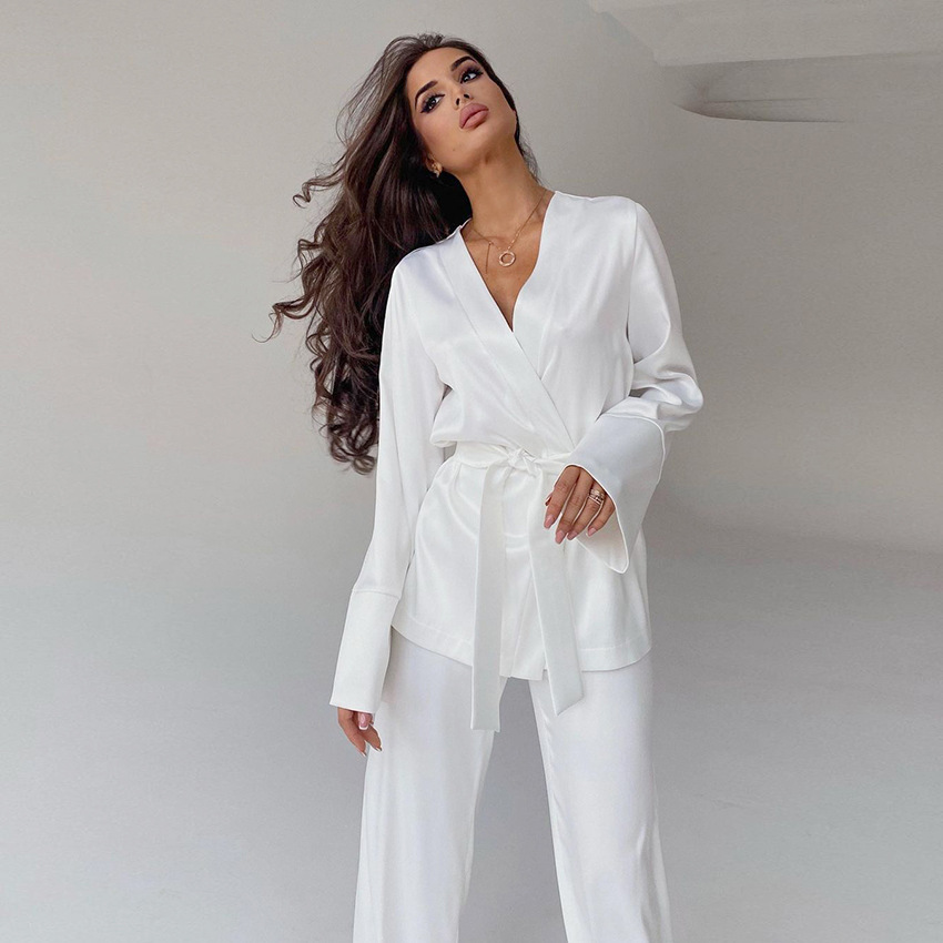 Icy Silk Comfortable Long-Sleeved Loose Pajama
