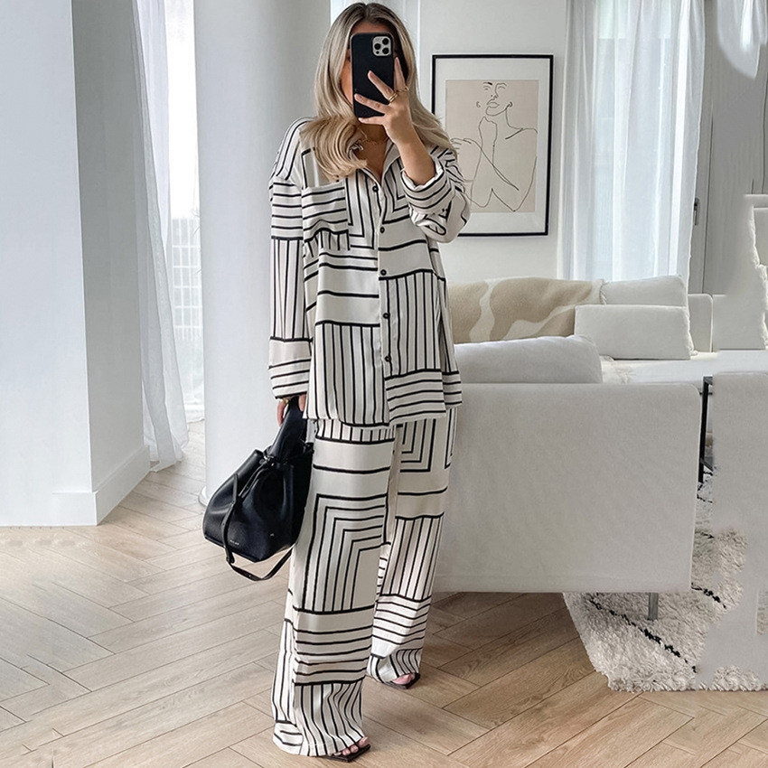 Printed Pajamas Simulation Of Silk Irregular Stripes Long-Sleeved Pants