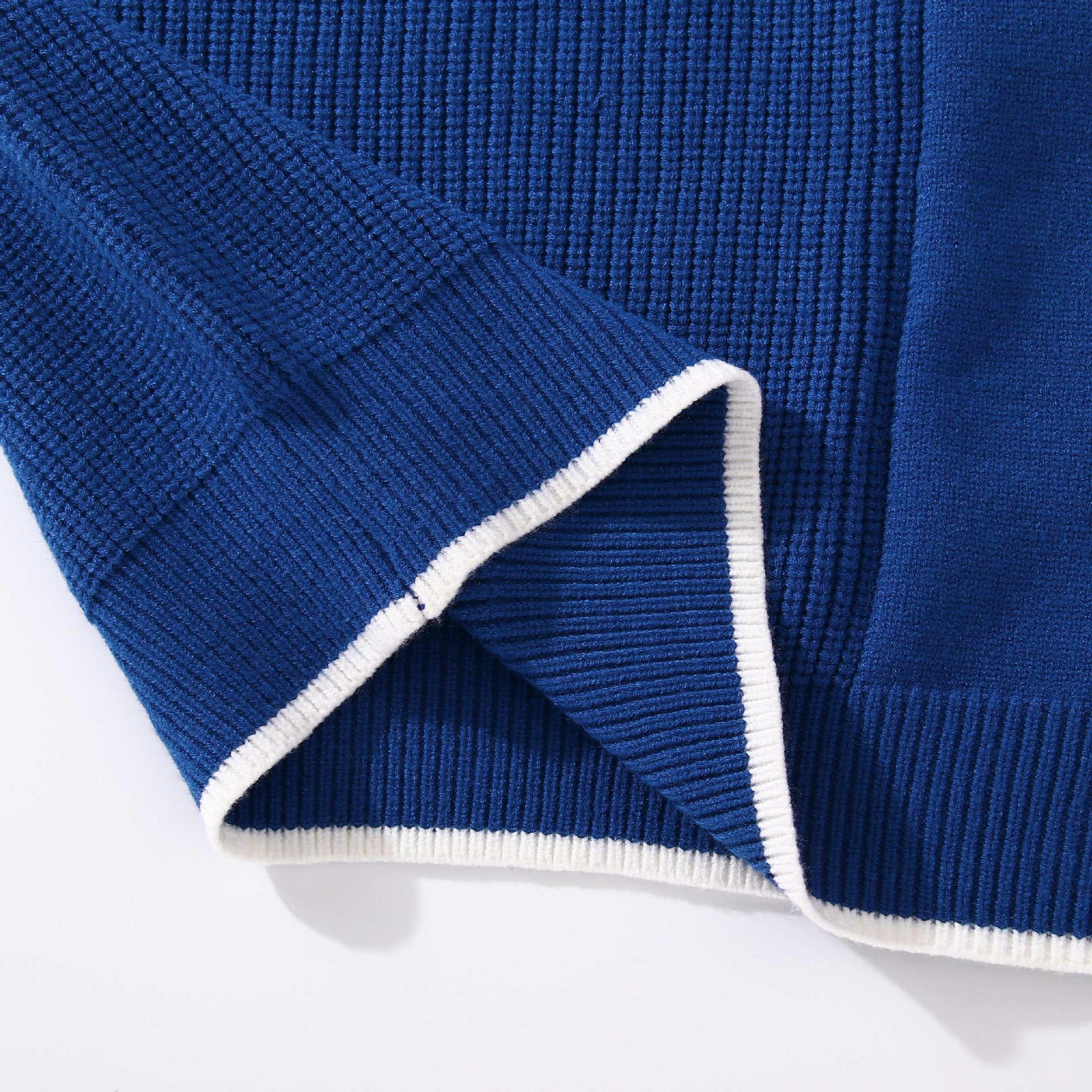 Asymmetrical Men'S Knitted Color-Blocking Sweater