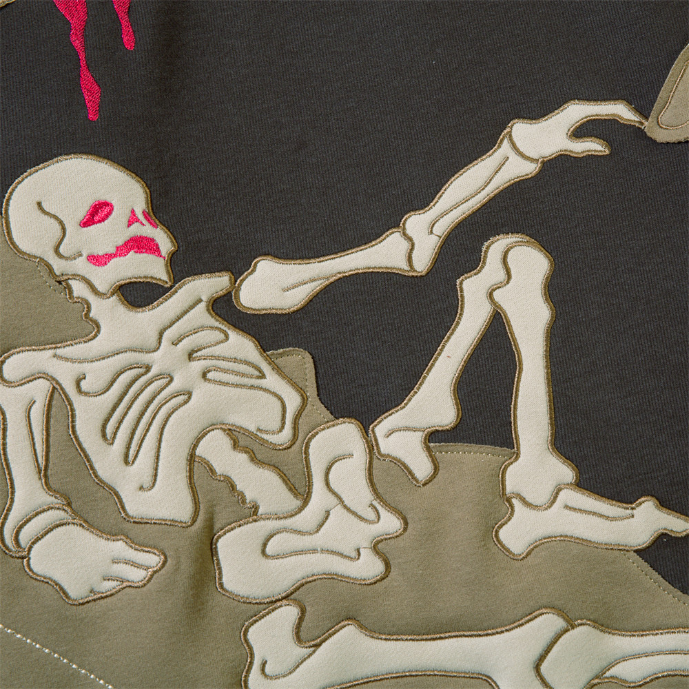 Sweatshirt-Collision Color Patch Embroidery Skull Bone
