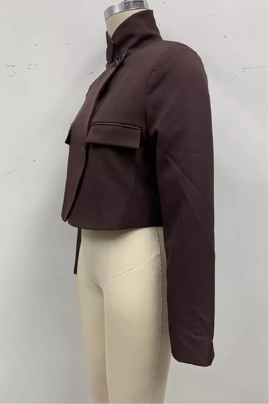 Women Burgundy Mandarin Collar Double Button Cropped Blazer Jacket Long Sleeve Flap Pockets Short Coat Chinese Style
