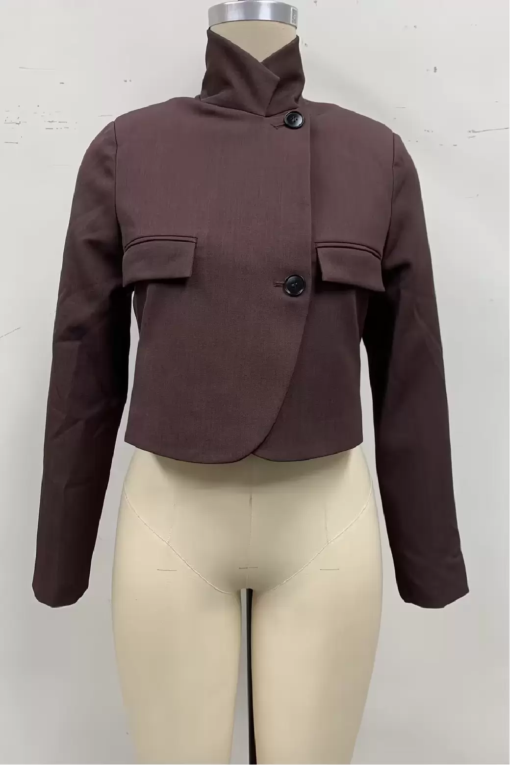 Women Burgundy Mandarin Collar Double Button Cropped Blazer Jacket Long Sleeve Flap Pockets Short Coat Chinese Style