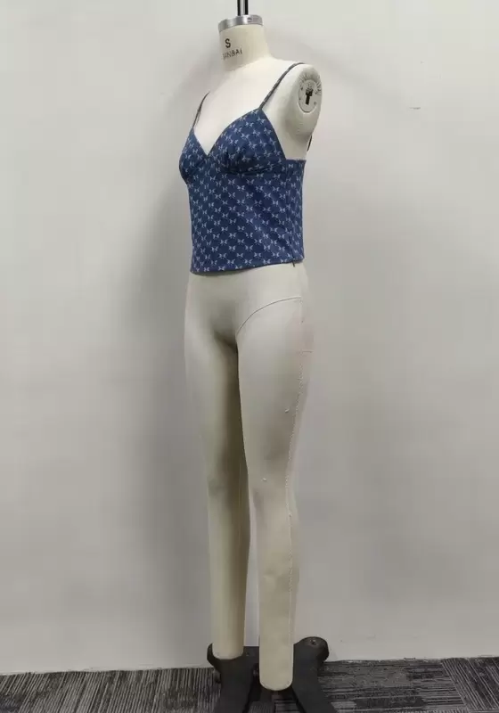 Women Blue Butterfly Jacquard Denim Adjustable Strap Cami Tank Top
