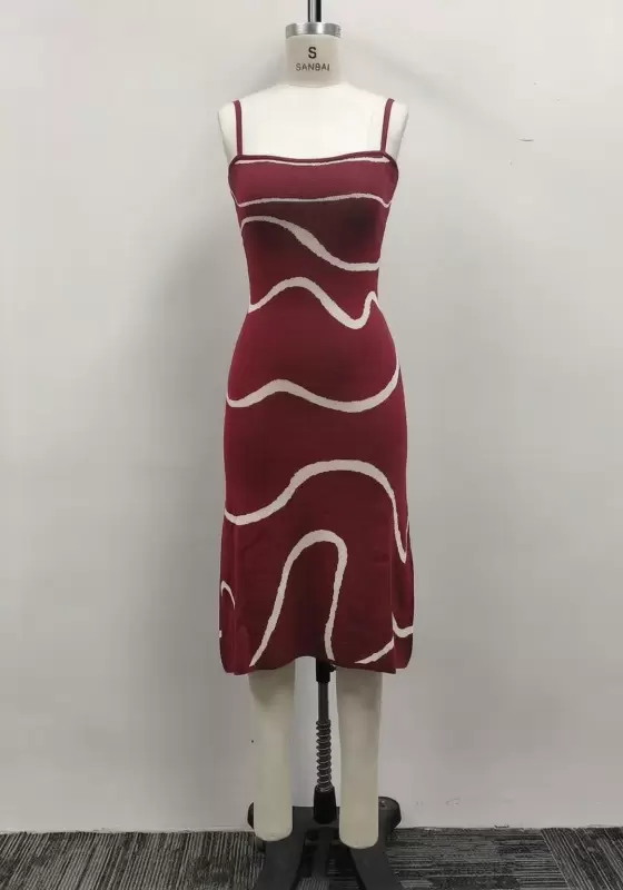 Women Burgundy Wave Pattern Spaghetti Strap Knit Bodycon Midi Dress