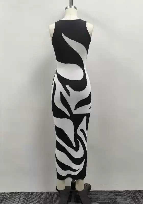 Women Black and White Abstract Wave Pattern Knit Tank Bodycon Maxi Dress