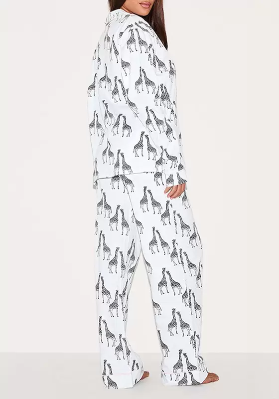 Giraffe Print Jersey Piping Long Sleepwear Set