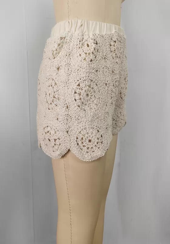Floral Crochet Scalloped Hem Shorts