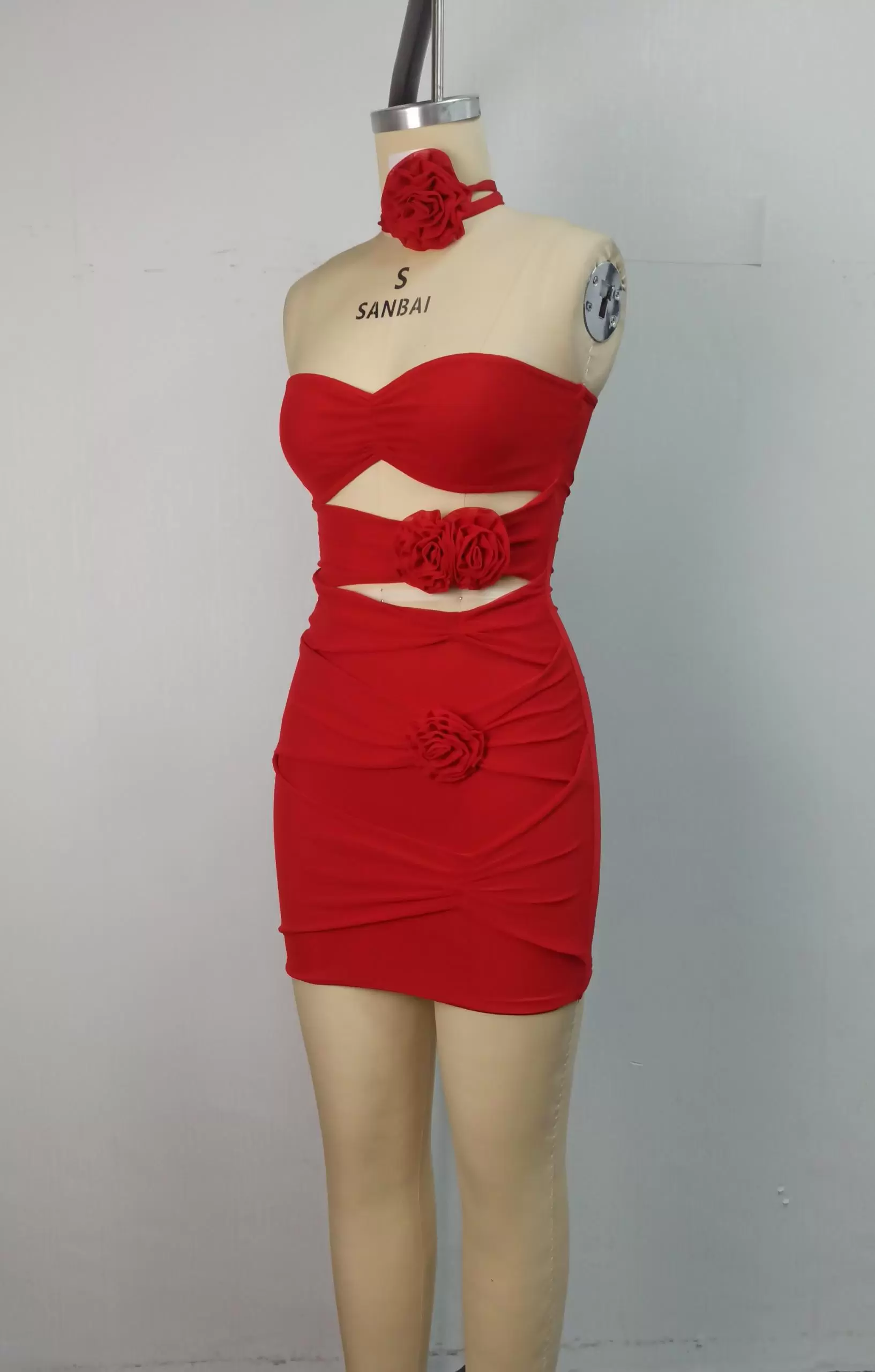 3D Flower Cutout Strapless Mini Dress