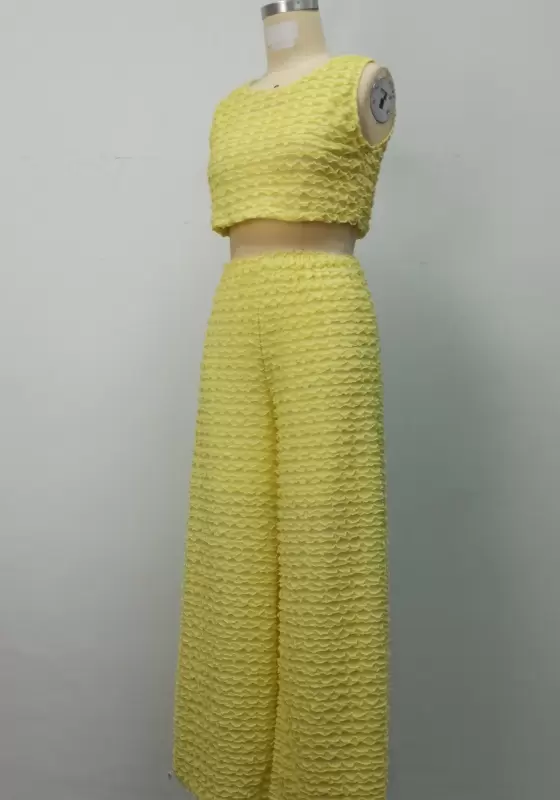 Yellow Textured Sleeveless Pants Set​