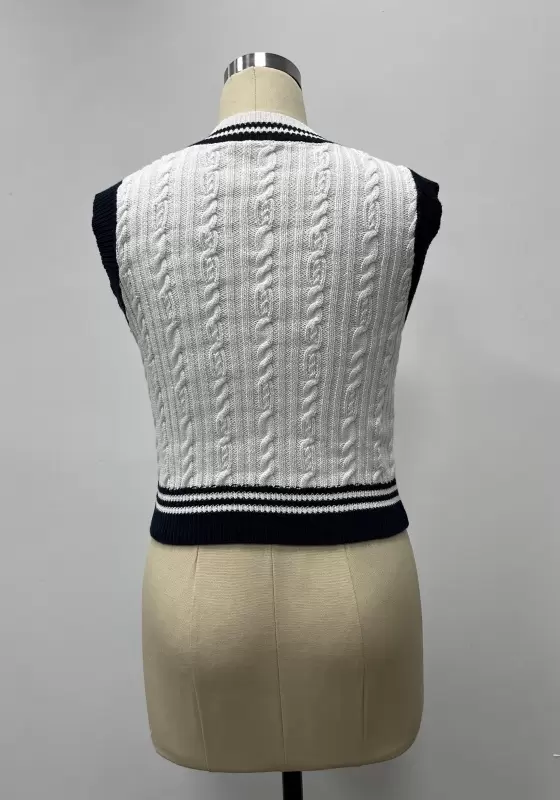 Contrasting Color Cable Knit Vest