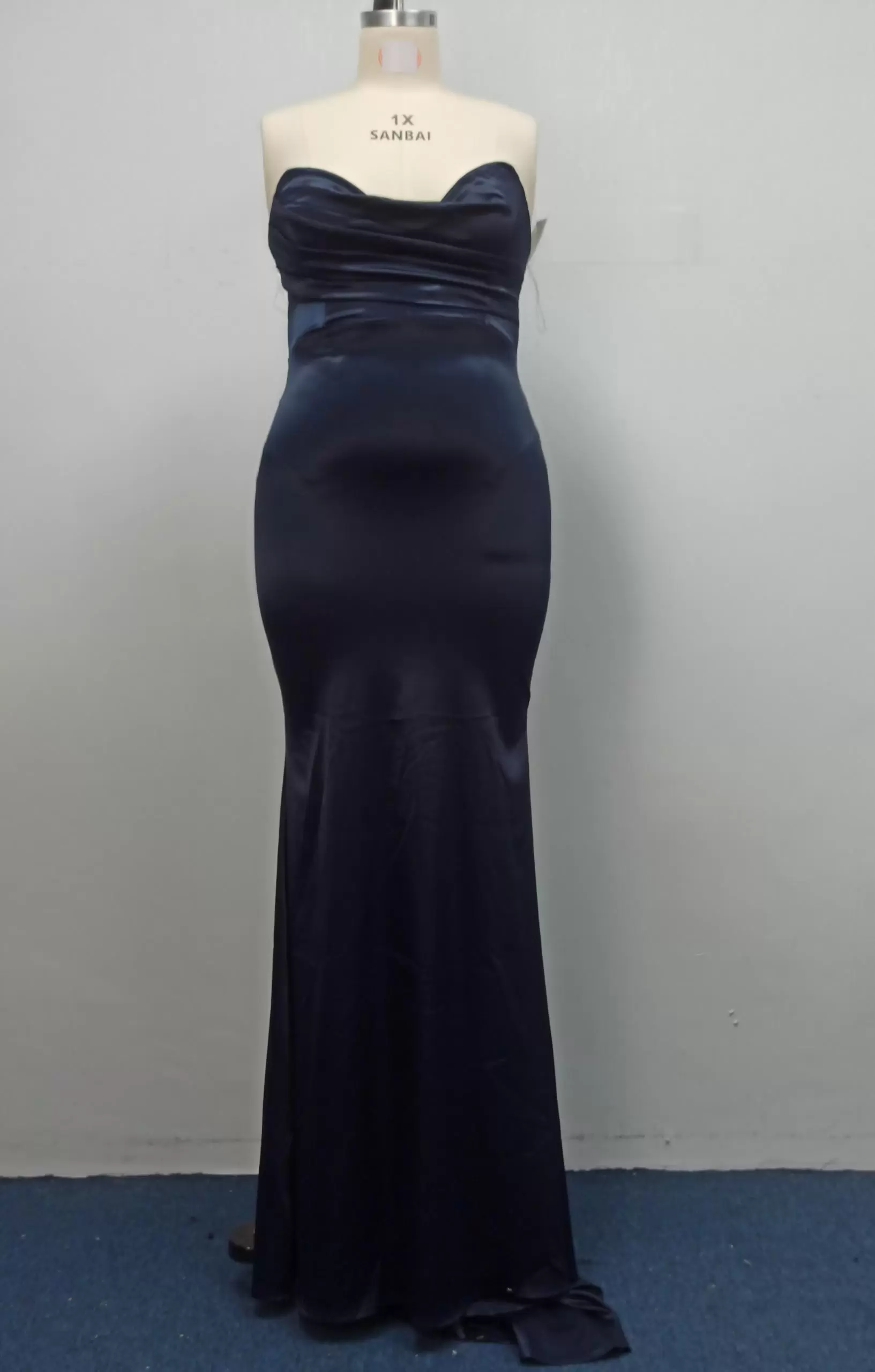 Strapless Elegant Navy Blue Mermaid Evening Gown​​ Women