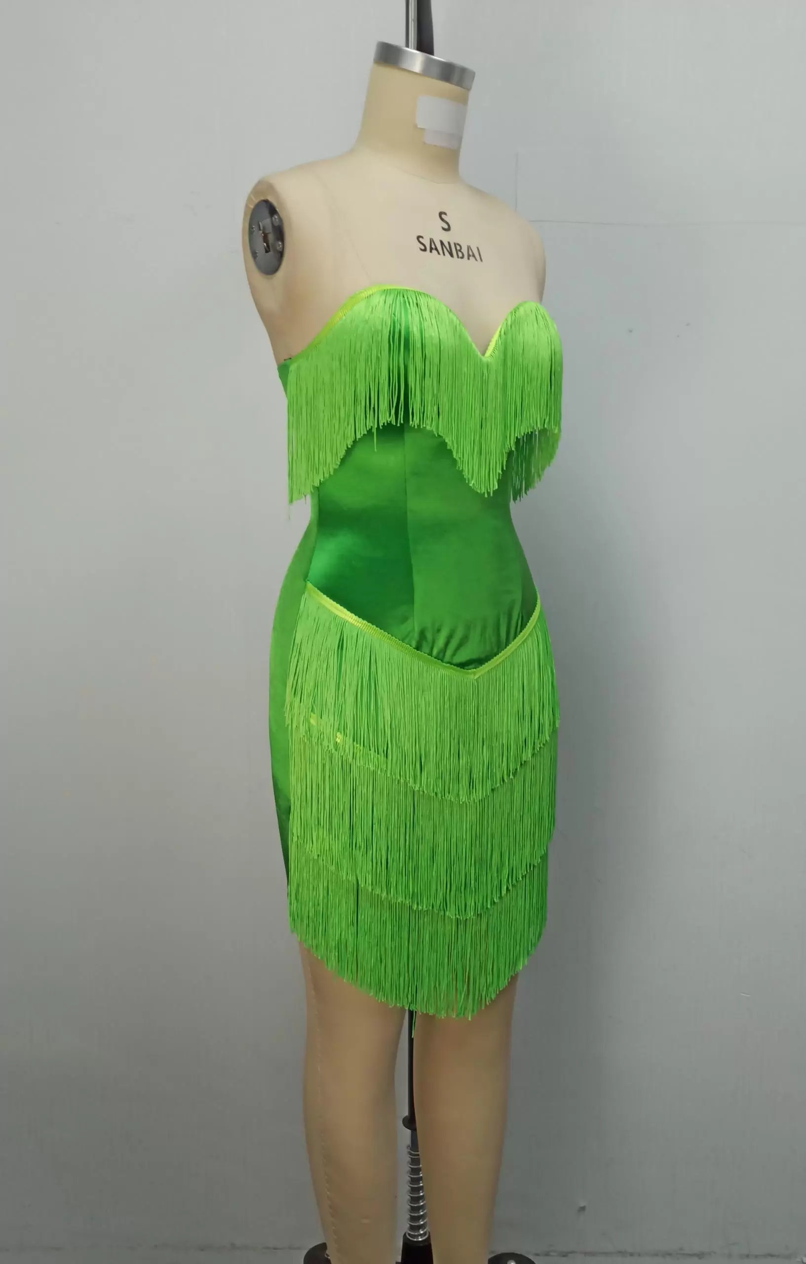 Vibrant Green Fringe Strapless Bodycon Party Dress Women