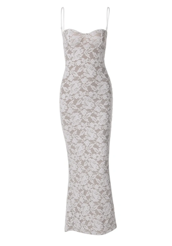 Romantic Lace Fit-and-Flare Gown &ndash; Bridal-Inspired Mermaid Dress for Women