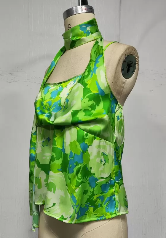 Women&rsquo;s Halter Neck Floral Crop Top | Vacation & Daily Wear