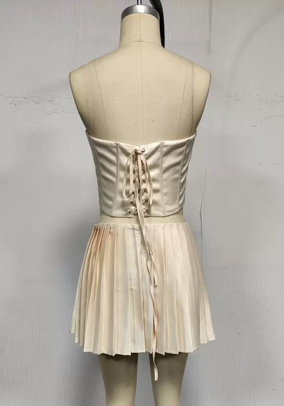 Fashion Halter Neck Deep V Satin Pleated Skirt Set | Women&rsquo;s Slimming 2-Piece Dress for Office